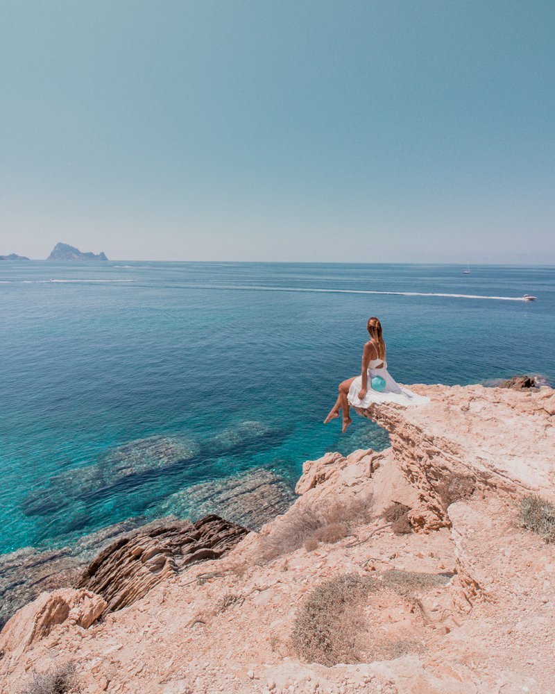 Ibiza is one of the most popular and visited islands in the Mediterranean. Discover all the best things to do in Ibiza with this guide. #ibiza #spain #travelblog #travel #bestofibiza #travelguide